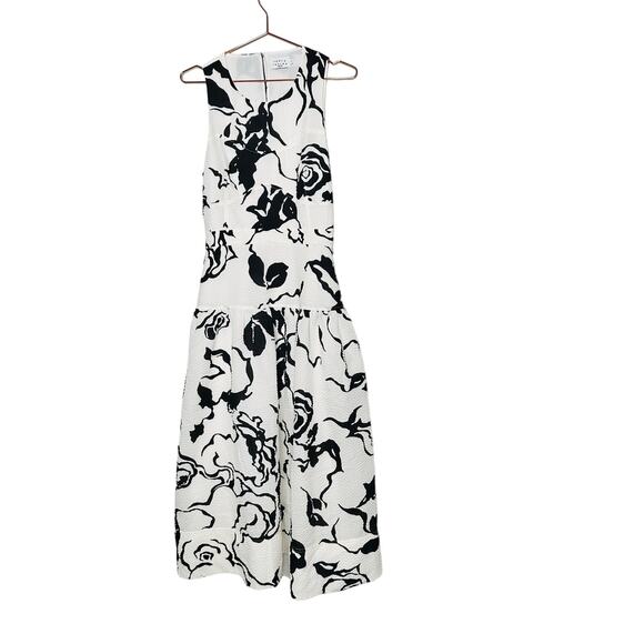 TANYA TAYLOR Black & White Floral Jackie Matelessé Open Back A-Line Dress Size 8 - Picture 5 of 10